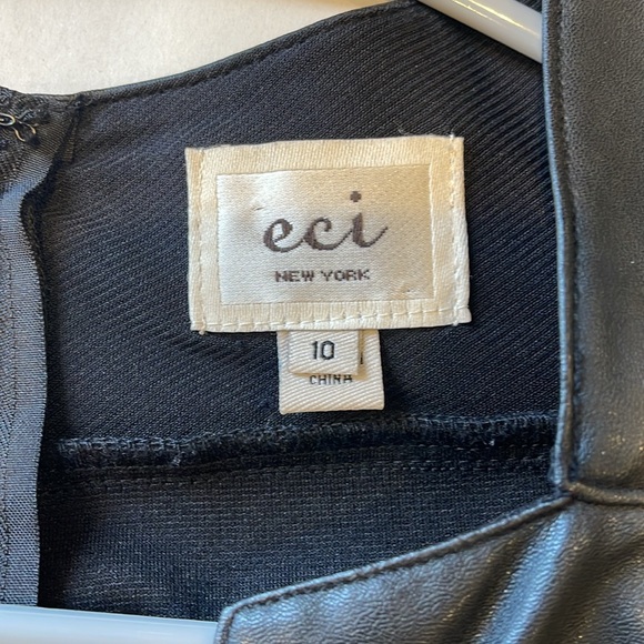 ECI New York Black Midi Dress | Size 10 | Elegant V-Neck Short Sleeve - Picture 3 of 5